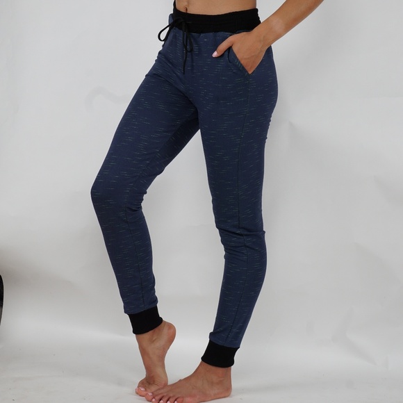 Pants - Joggers with side pockets